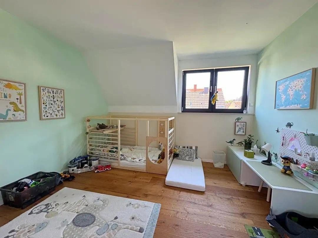 Predaj domu 460 m², pozemok 447 m², Karlsruhe, Bádensko-Wurttembersko Predaj domu 460 m², pozemok 447 m², Karlsruhe, Bádensko-Wurttembersko