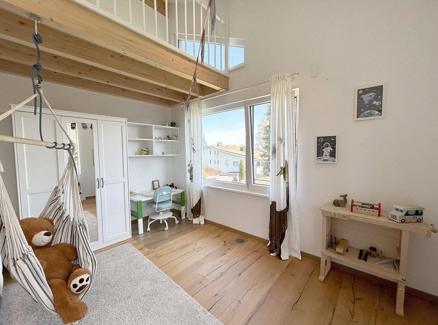 Prenájom bytu 7-izbový 20 m², Tutzing, Bavorsko Prenájom bytu 7-izbový 20 m², Tutzing, Bavorsko