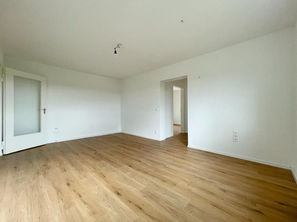 Prenájom bytu 3-izbový 65 m², Makenhofstraße 4, Marbach am Neckar, Bádensko-Wurttembersko Prenájom bytu 3-izbový 65 m², Makenhofstraße 4, Marbach am Neckar, Bádensko-Wurttembersko