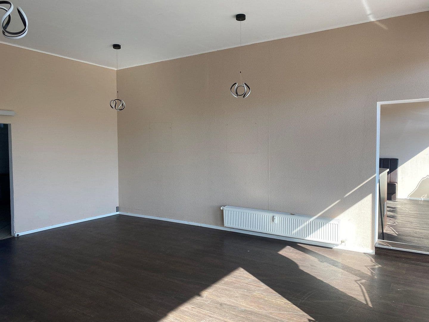 Prenájom nebytového priestoru 120 m², Kieler Str. 84, Lentföhrden, Šlezvicko-Holštajnsko Prenájom nebytového priestoru 120 m², Kieler Str. 84, Lentföhrden, Šlezvicko-Holštajnsko