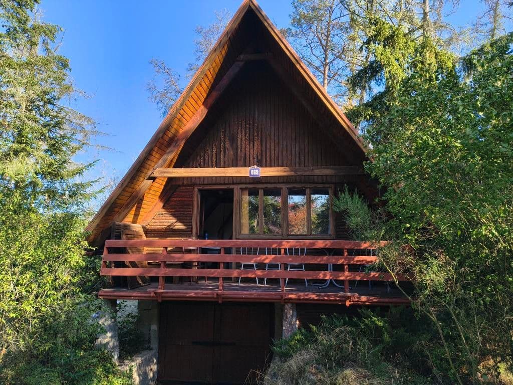 Predaj rekreačného objektu 72 m², pozemok 397 m², Stará Huť, Středočeský kraj Predaj rekreačného objektu 72 m², pozemok 397 m², Stará Huť, Středočeský kraj