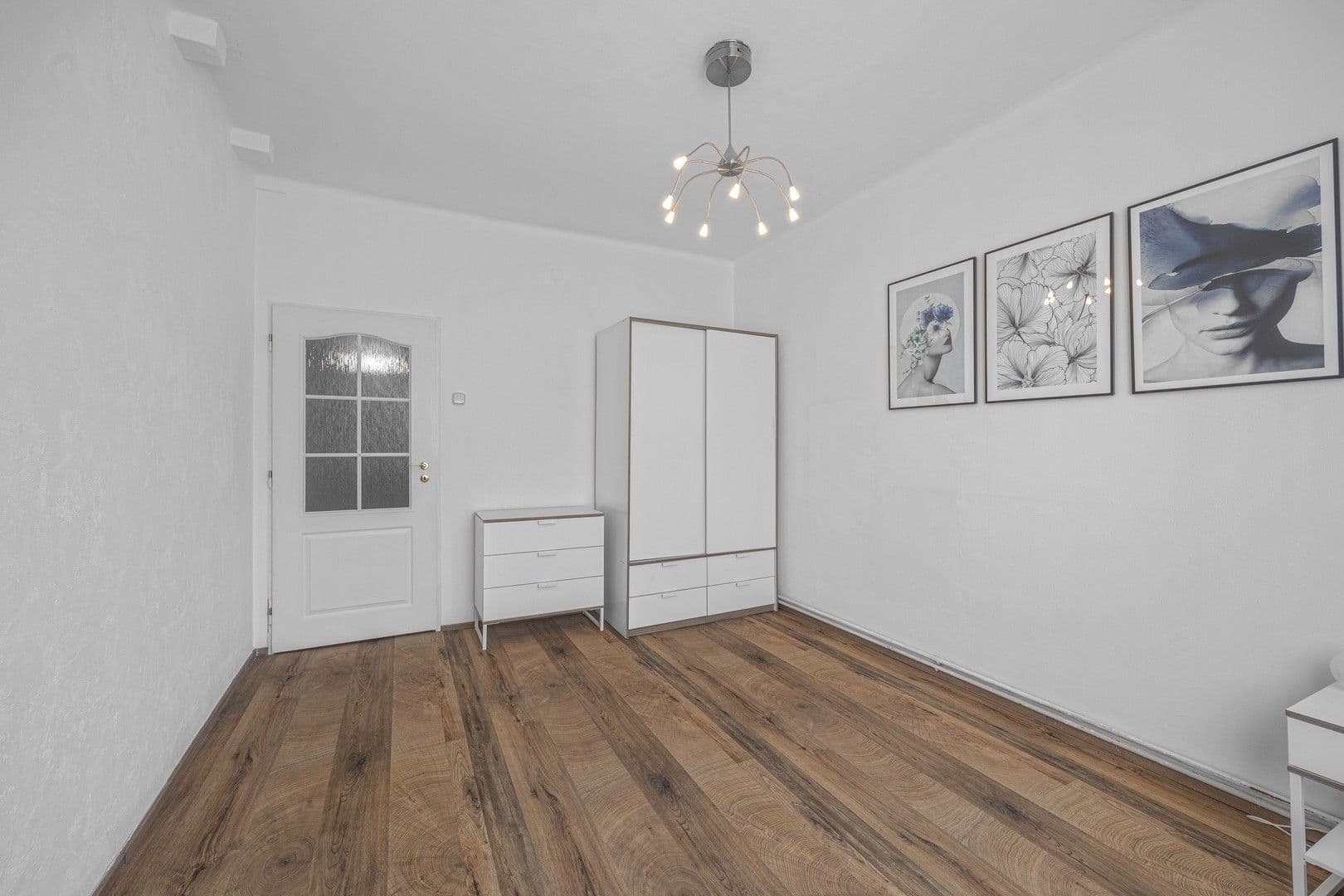 Prenájom bytu 2-izbový 53 m², Hořanská, Praha, Praha Prenájom bytu 2-izbový 53 m², Hořanská, Praha, Praha