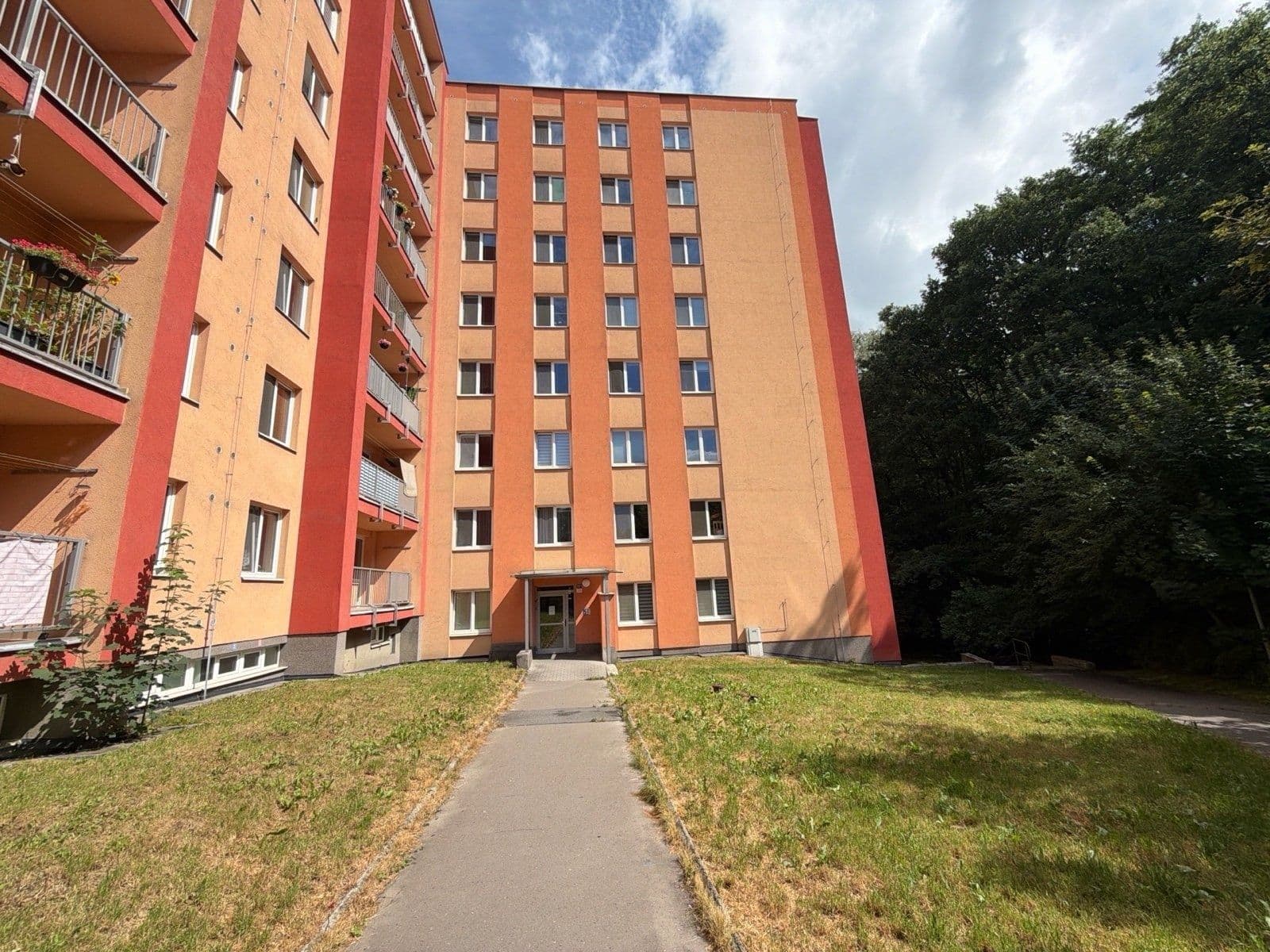 Prenájom bytu 3-izbový 67 m², Dlouhá třída, Havířov, Moravskoslezský kraj Prenájom bytu 3-izbový 67 m², Dlouhá třída, Havířov, Moravskoslezský kraj