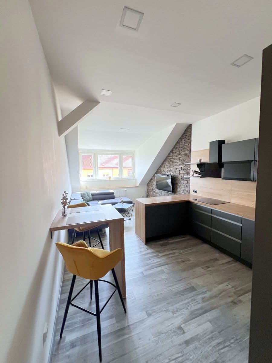 Predaj bytu 2-izbový 58 m², Černokostelecká, Praha, Praha Predaj bytu 2-izbový 58 m², Černokostelecká, Praha, Praha