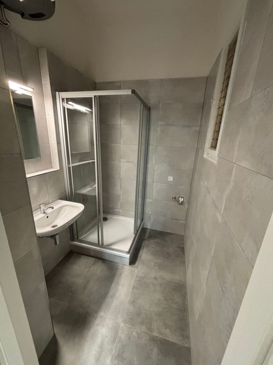 Prenájom bytu 2-izbový 45 m², Rečkova, Praha, Praha Prenájom bytu 2-izbový 45 m², Rečkova, Praha, Praha