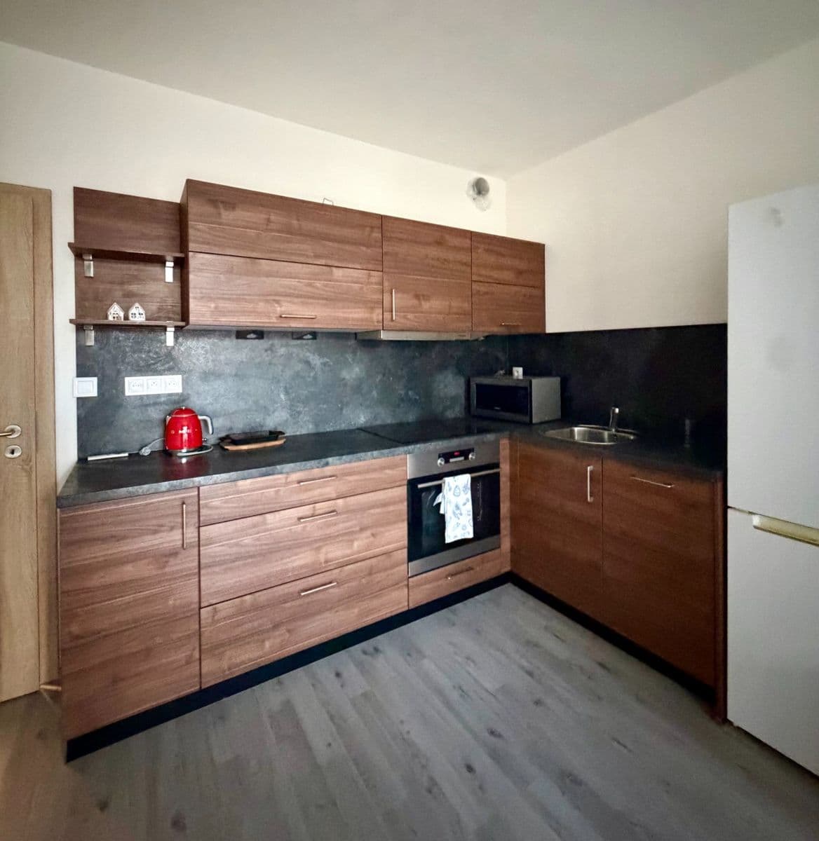 Prenájom bytu 2-izbový 43 m², Poděbradova, Plzeň, Plzeňský kraj Prenájom bytu 2-izbový 43 m², Poděbradova, Plzeň, Plzeňský kraj