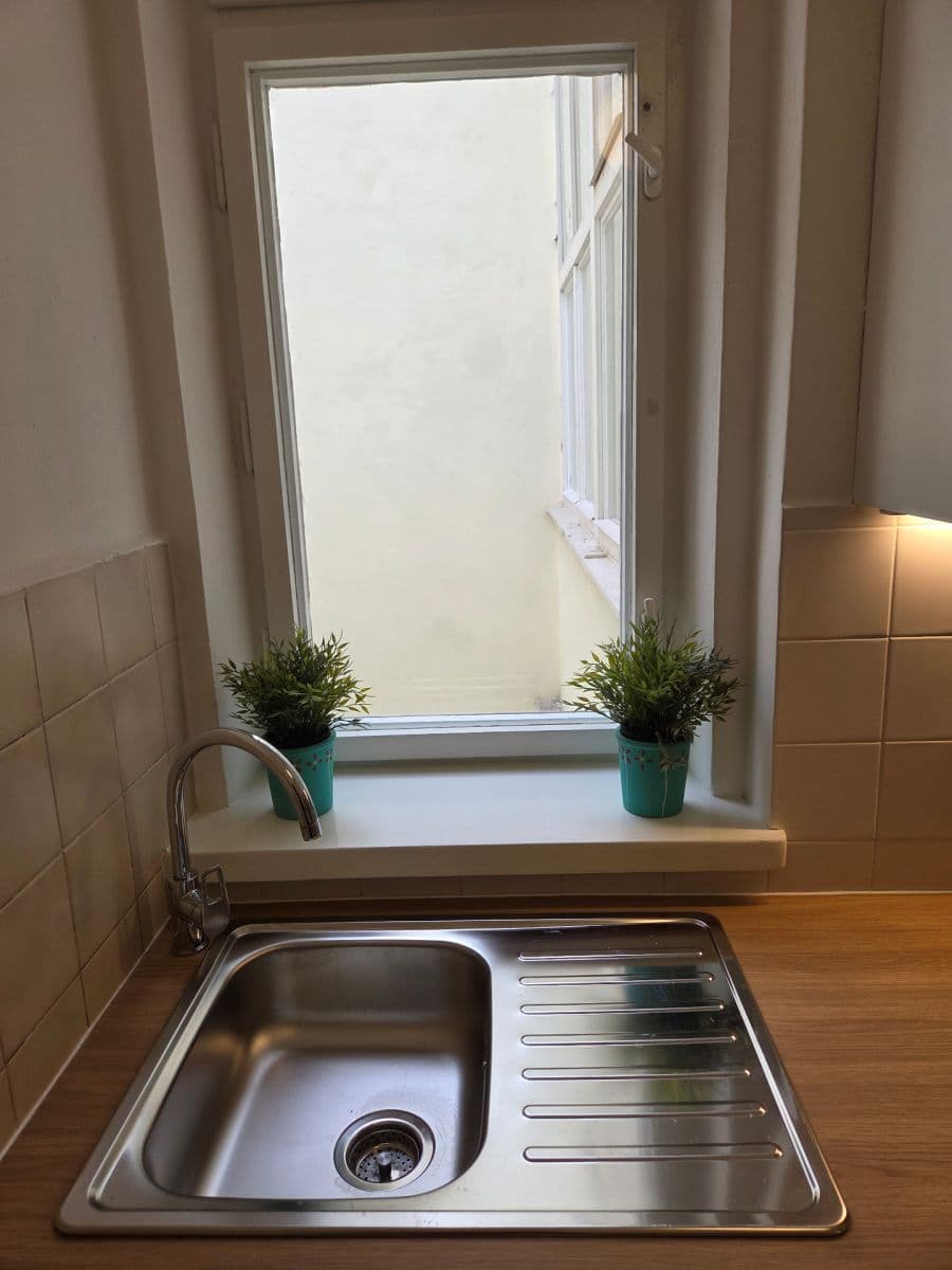 Prenájom bytu 3-izbový 85 m², Praha, Praha Prenájom bytu 3-izbový 85 m², Praha, Praha