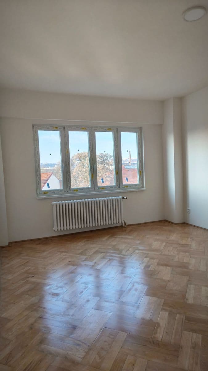 Prenájom bytu 1-izbový 45 m², Na Kopečku, Praha, Praha Prenájom bytu 1-izbový 45 m², Na Kopečku, Praha, Praha