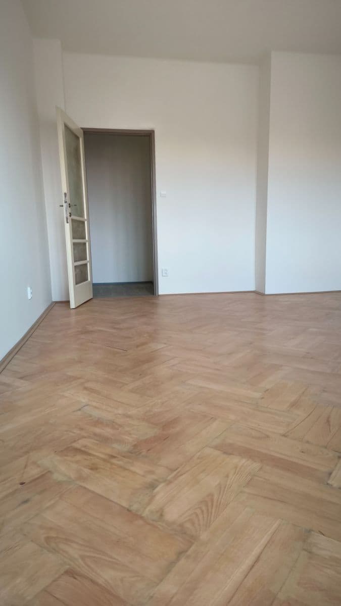 Prenájom bytu 1-izbový 45 m², Na Kopečku, Praha, Praha Prenájom bytu 1-izbový 45 m², Na Kopečku, Praha, Praha