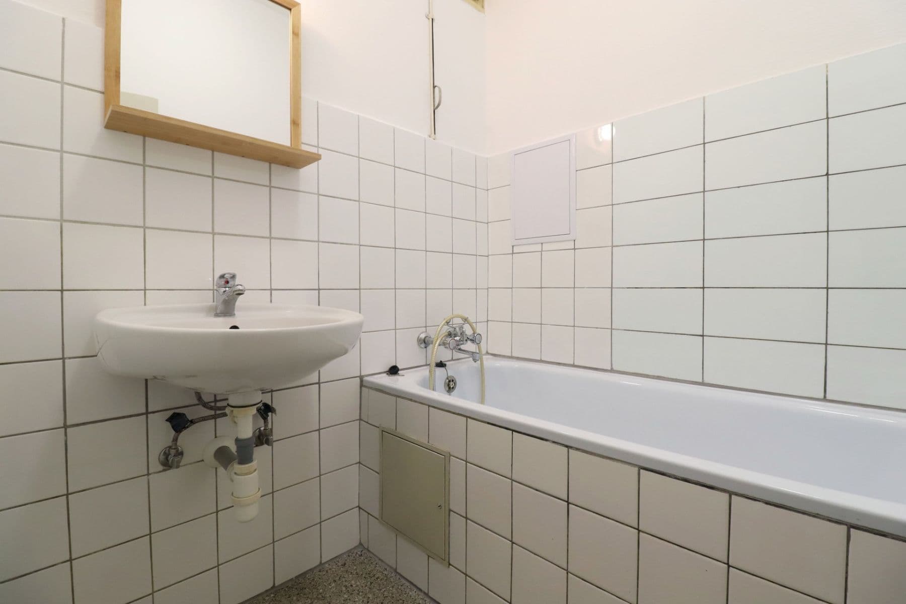 Prenájom bytu 2-izbový 56 m², Vladivostocká, Praha, Praha Prenájom bytu 2-izbový 56 m², Vladivostocká, Praha, Praha