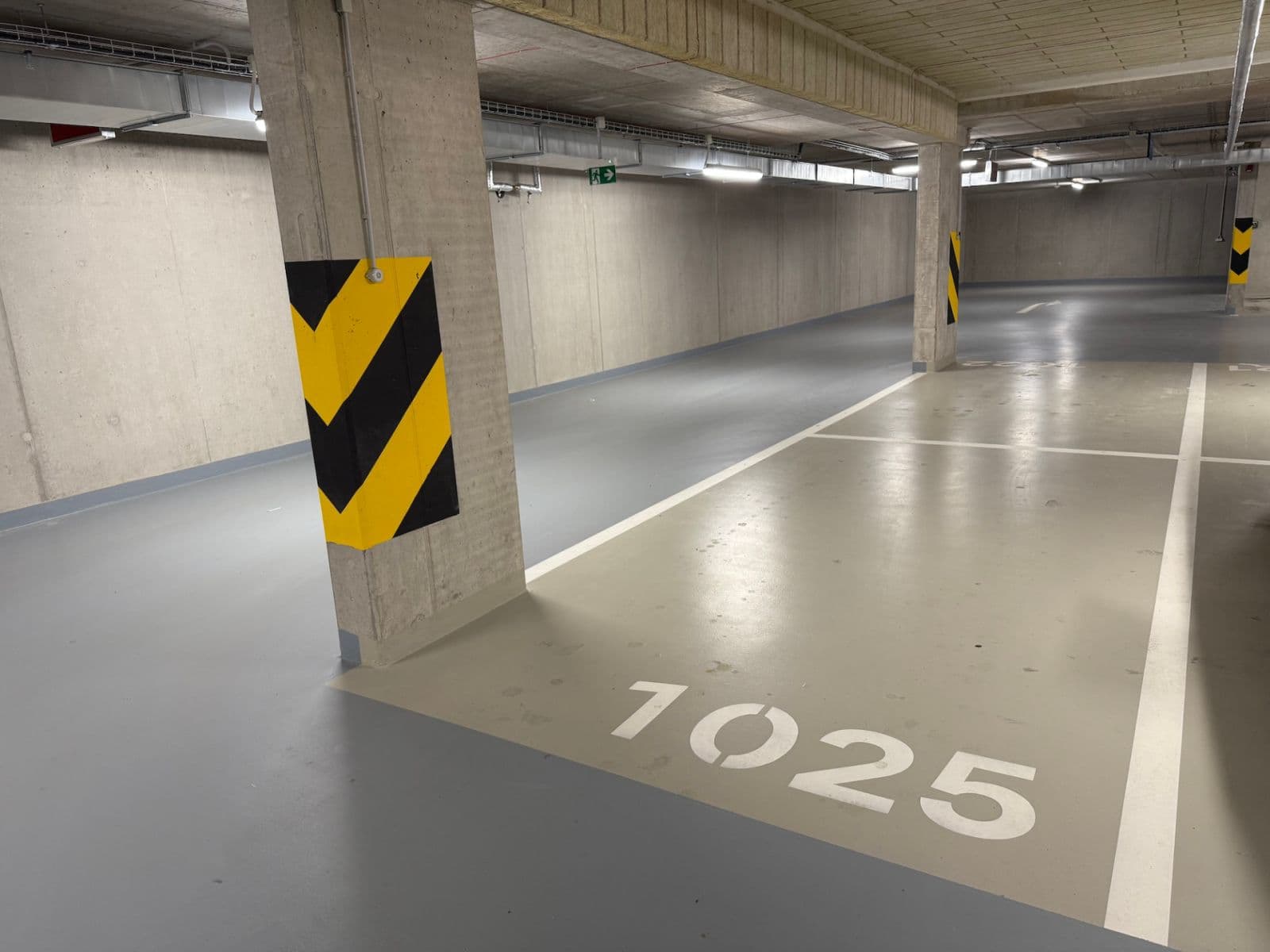 Prenájom garáže 13 m², Laponská, Praha, Praha Prenájom garáže 13 m², Laponská, Praha, Praha