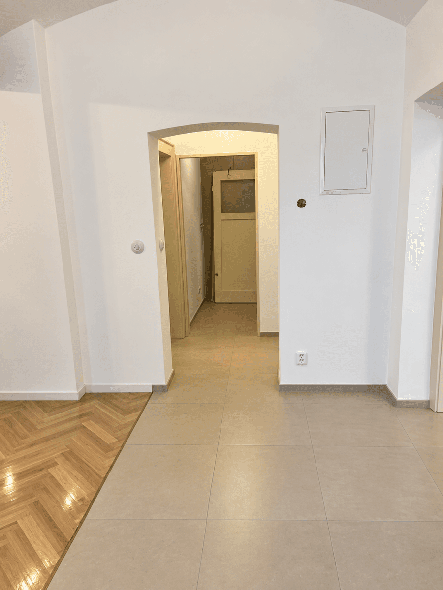 Prenájom bytu 3-izbový 65 m², Na Zlíchově, Praha, Praha Prenájom bytu 3-izbový 65 m², Na Zlíchově, Praha, Praha