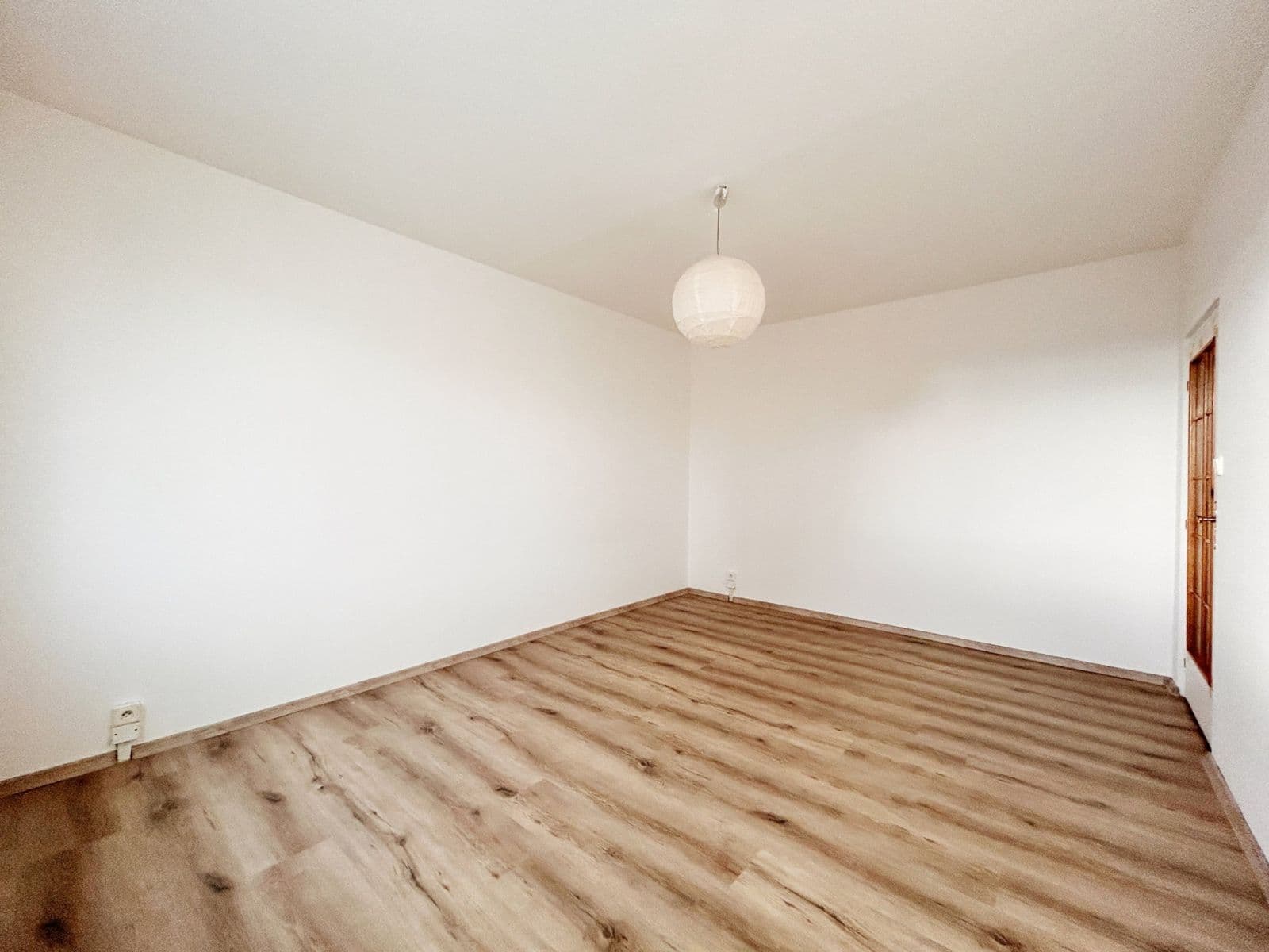 Prenájom bytu 2-izbový 69 m², Zd. Štěpánka, Rakovník, Středočeský kraj Prenájom bytu 2-izbový 69 m², Zd. Štěpánka, Rakovník, Středočeský kraj