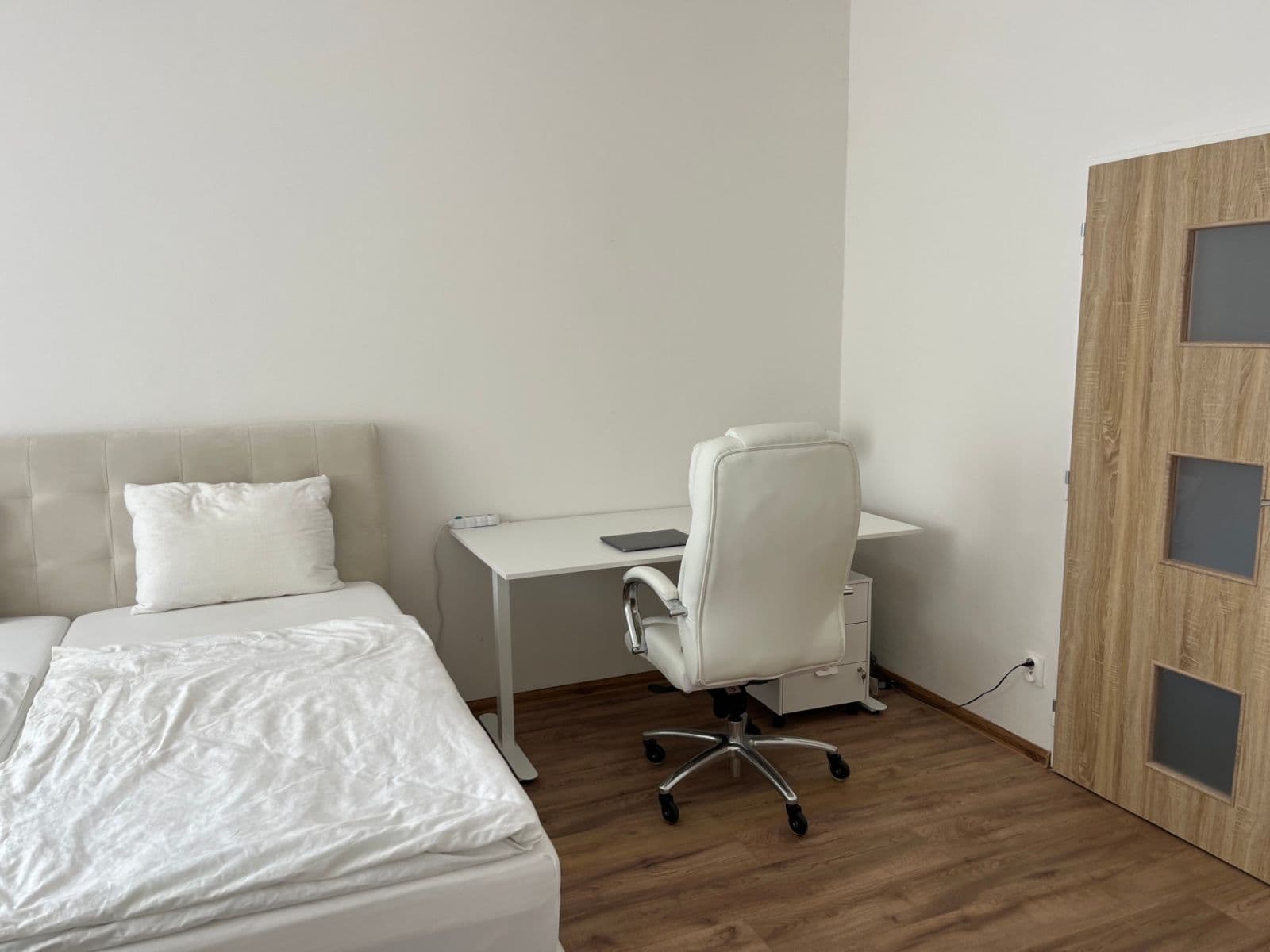 Prenájom bytu 2-izbový 70 m², Roháčova, Tábor, Jihočeský kraj Prenájom bytu 2-izbový 70 m², Roháčova, Tábor, Jihočeský kraj