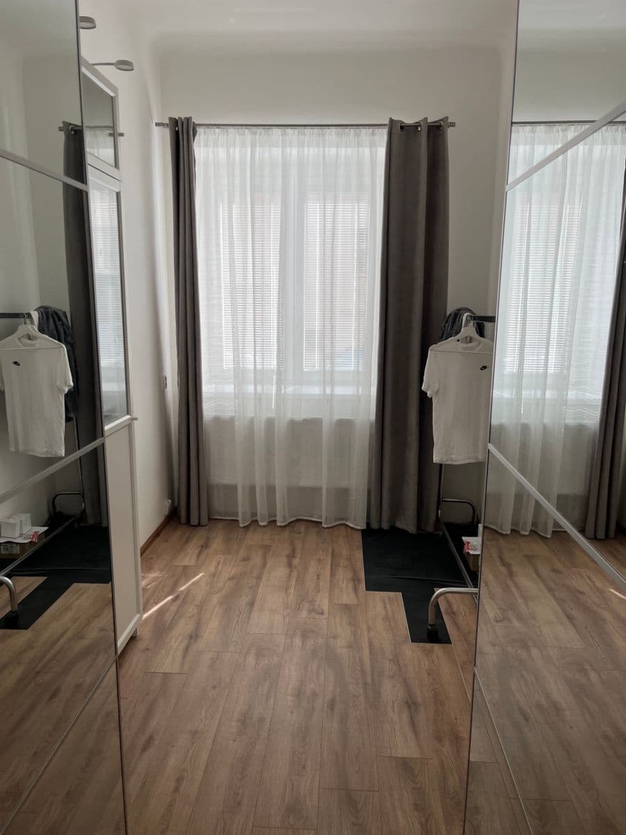 Prenájom bytu 2-izbový 70 m², Roháčova, Tábor, Jihočeský kraj Prenájom bytu 2-izbový 70 m², Roháčova, Tábor, Jihočeský kraj