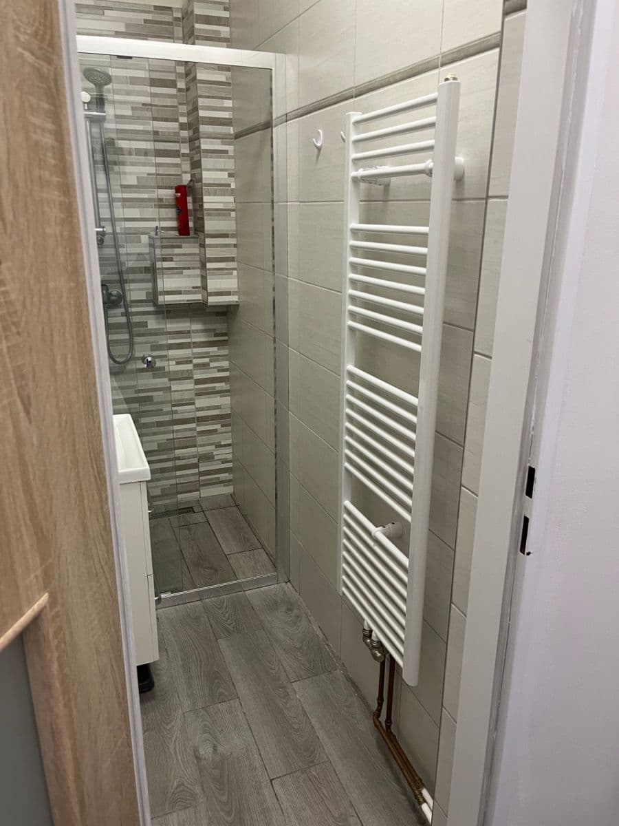 Prenájom bytu 2-izbový 70 m², Roháčova, Tábor, Jihočeský kraj Prenájom bytu 2-izbový 70 m², Roháčova, Tábor, Jihočeský kraj