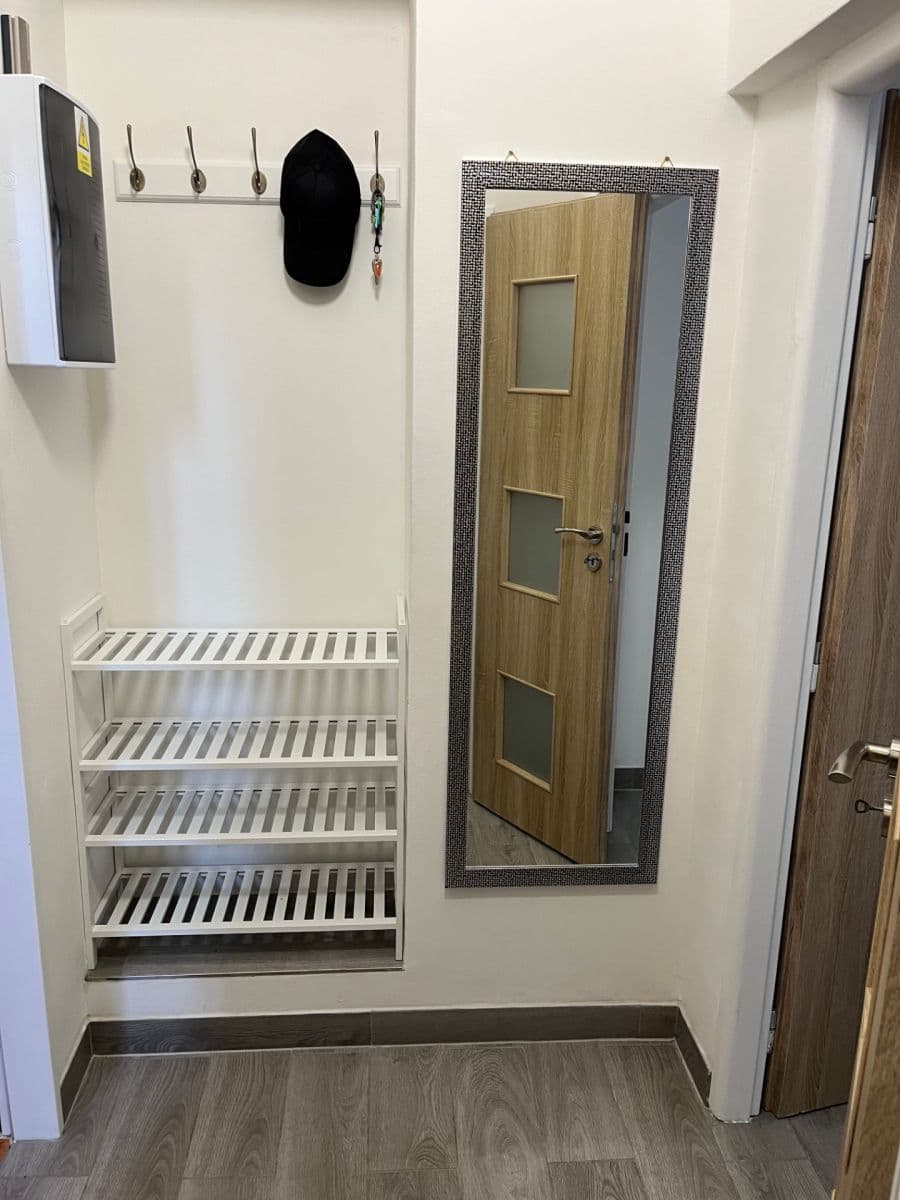 Prenájom bytu 2-izbový 70 m², Roháčova, Tábor, Jihočeský kraj Prenájom bytu 2-izbový 70 m², Roháčova, Tábor, Jihočeský kraj