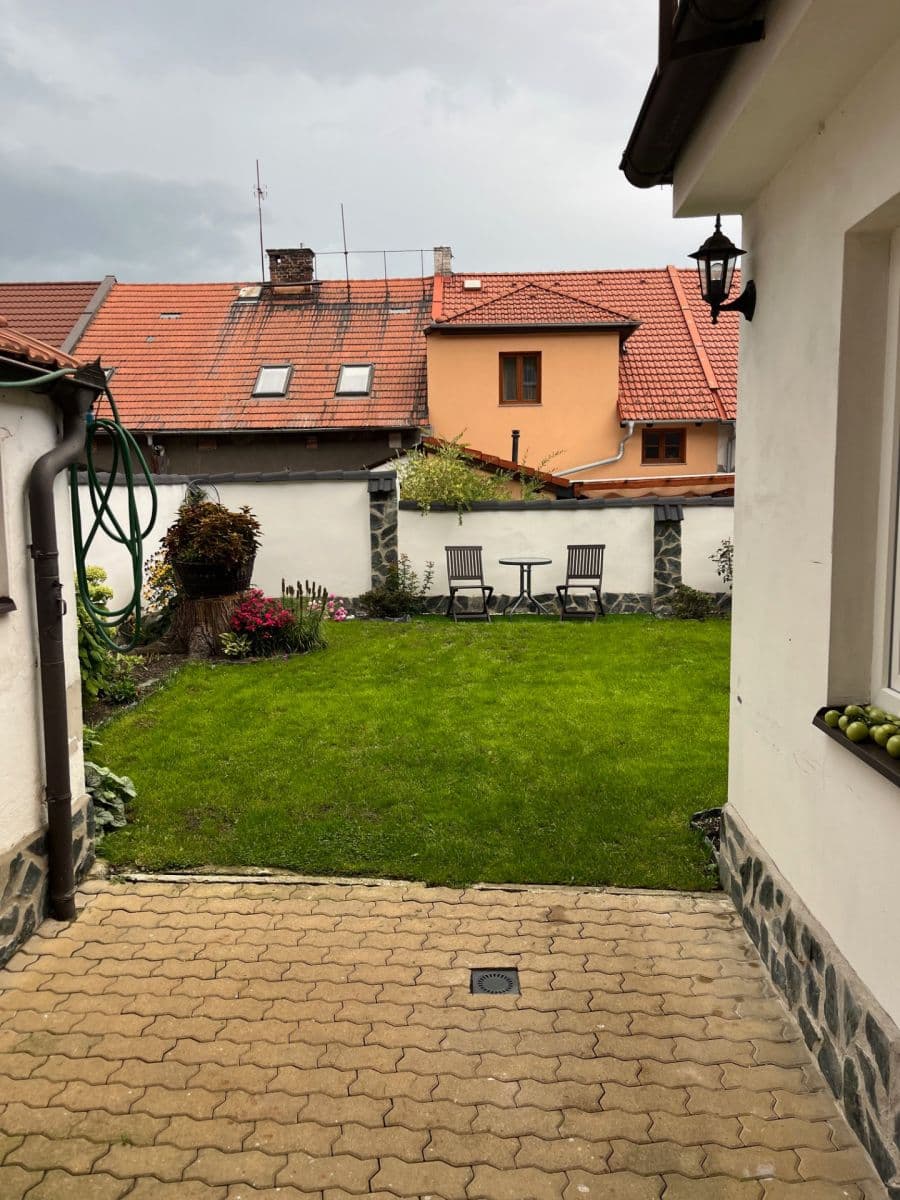 Prenájom bytu 2-izbový 70 m², Roháčova, Tábor, Jihočeský kraj Prenájom bytu 2-izbový 70 m², Roháčova, Tábor, Jihočeský kraj