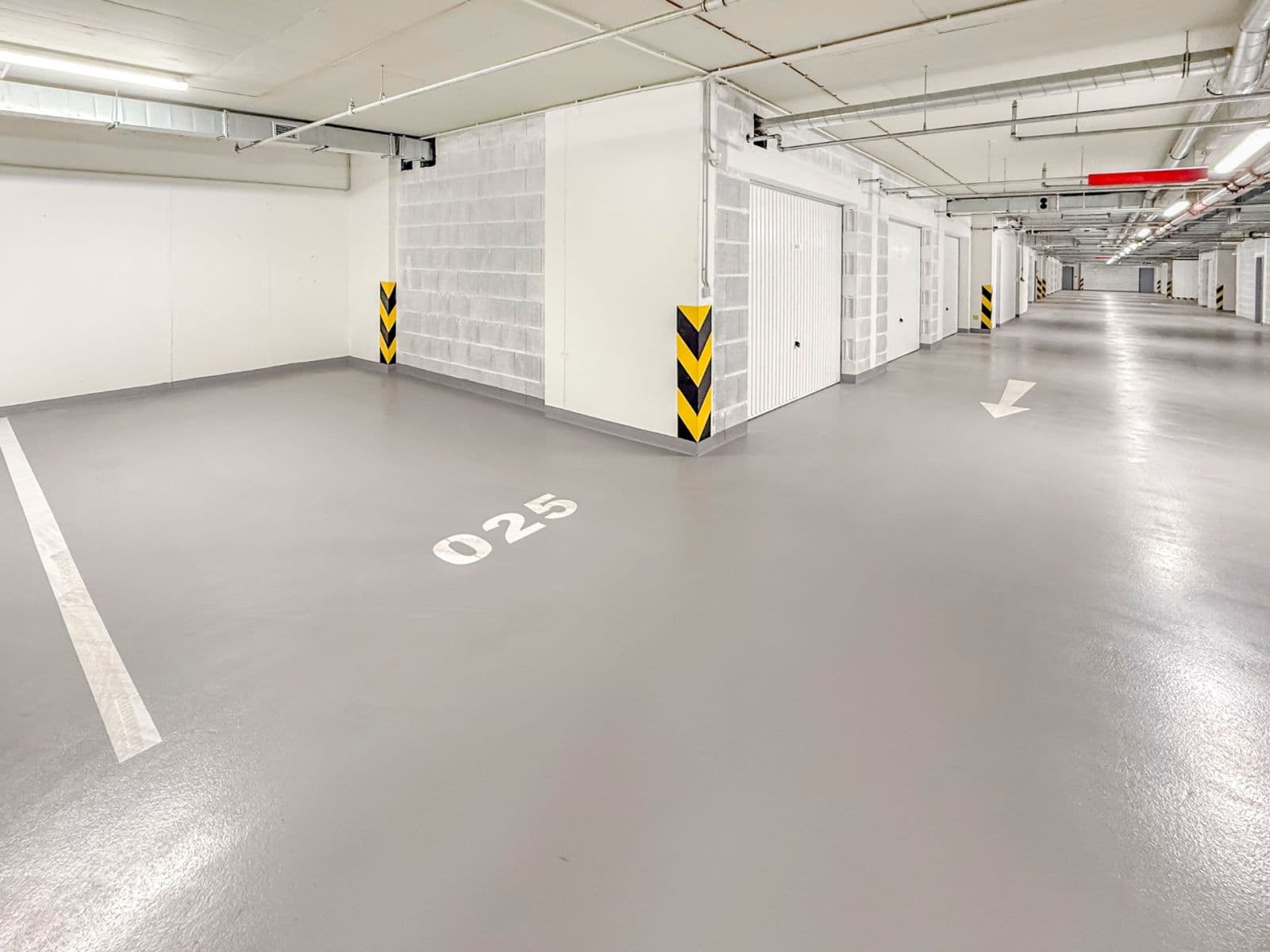 Prenájom garáže 17 m², Poděbradská, Praha, Praha Prenájom garáže 17 m², Poděbradská, Praha, Praha