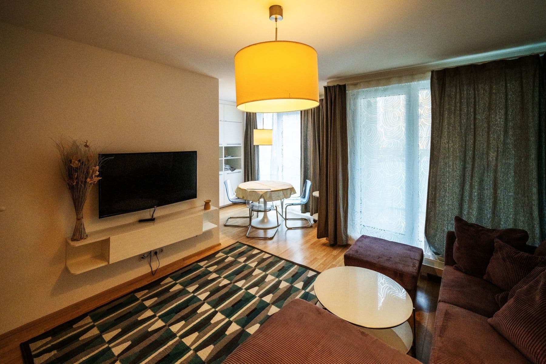 Prenájom bytu 3-izbový 70 m², Seydlerova, Praha, Praha Prenájom bytu 3-izbový 70 m², Seydlerova, Praha, Praha