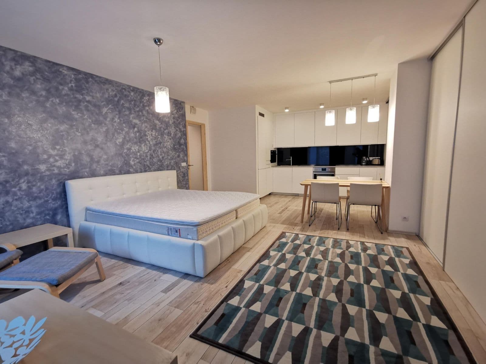 Prenájom bytu 1-izbový 50 m², Petržílkova, Praha, Praha Prenájom bytu 1-izbový 50 m², Petržílkova, Praha, Praha
