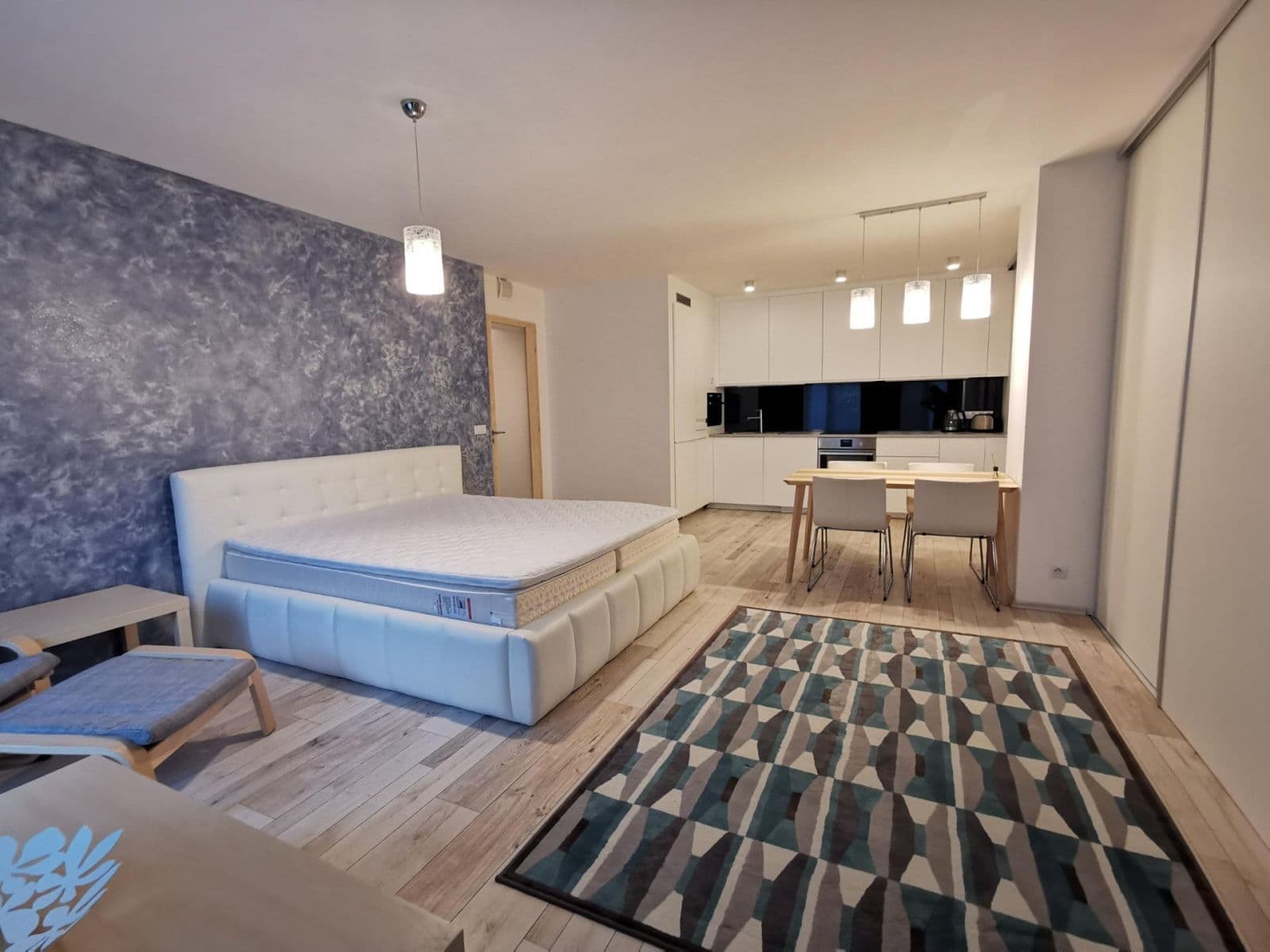 Prenájom bytu 1-izbový 50 m², Petržílkova, Praha, Praha Prenájom bytu 1-izbový 50 m², Petržílkova, Praha, Praha