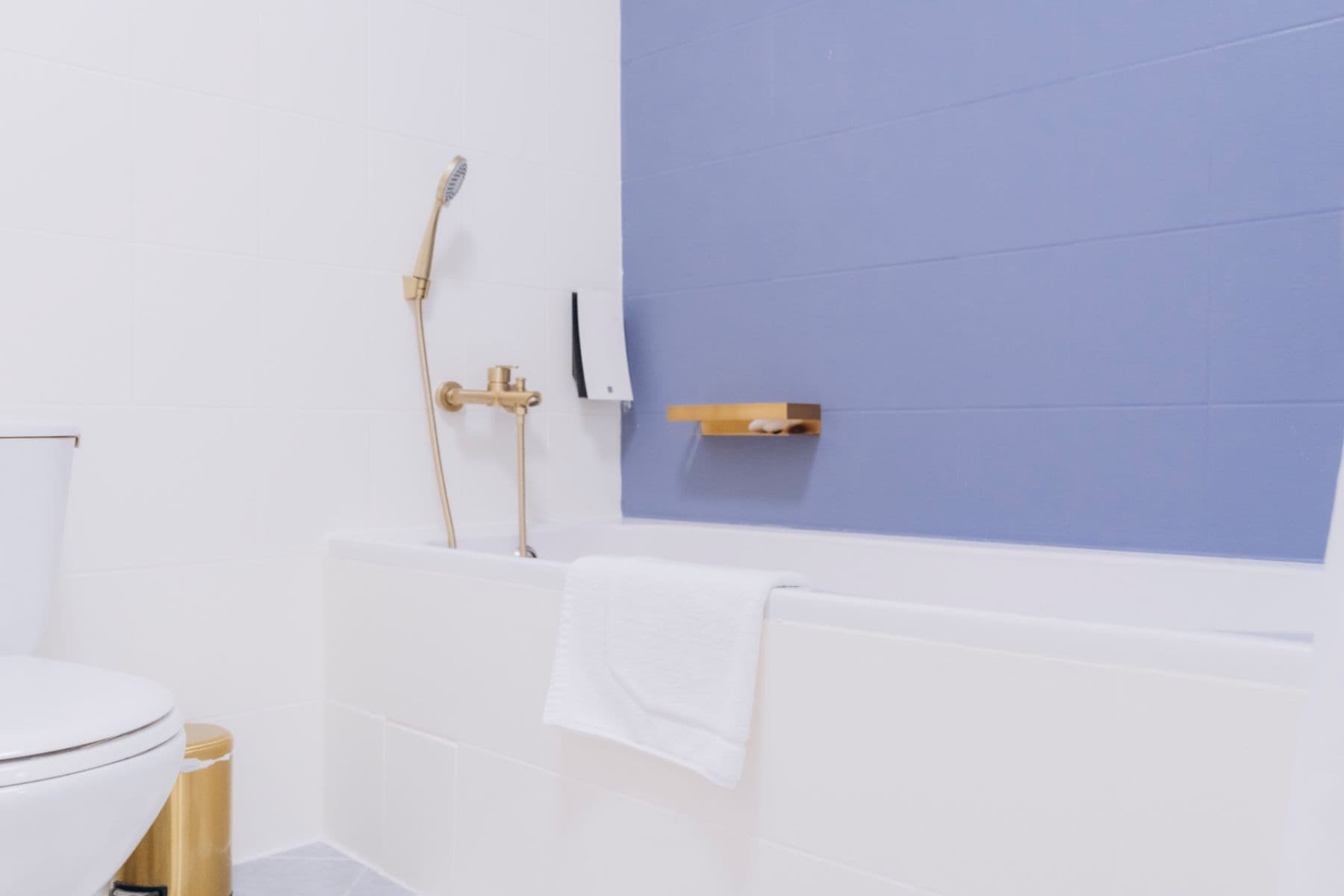 Prenájom bytu 1-izbový 25 m², Bulharská, Karlovy Vary, Karlovarský kraj Prenájom bytu 1-izbový 25 m², Bulharská, Karlovy Vary, Karlovarský kraj
