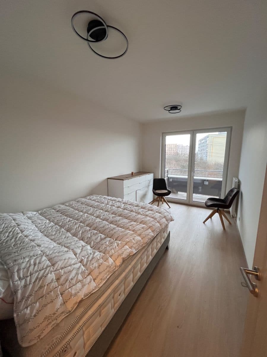 Prenájom bytu 3-izbový 90 m², Pod Chodovem, Praha, Praha Prenájom bytu 3-izbový 90 m², Pod Chodovem, Praha, Praha