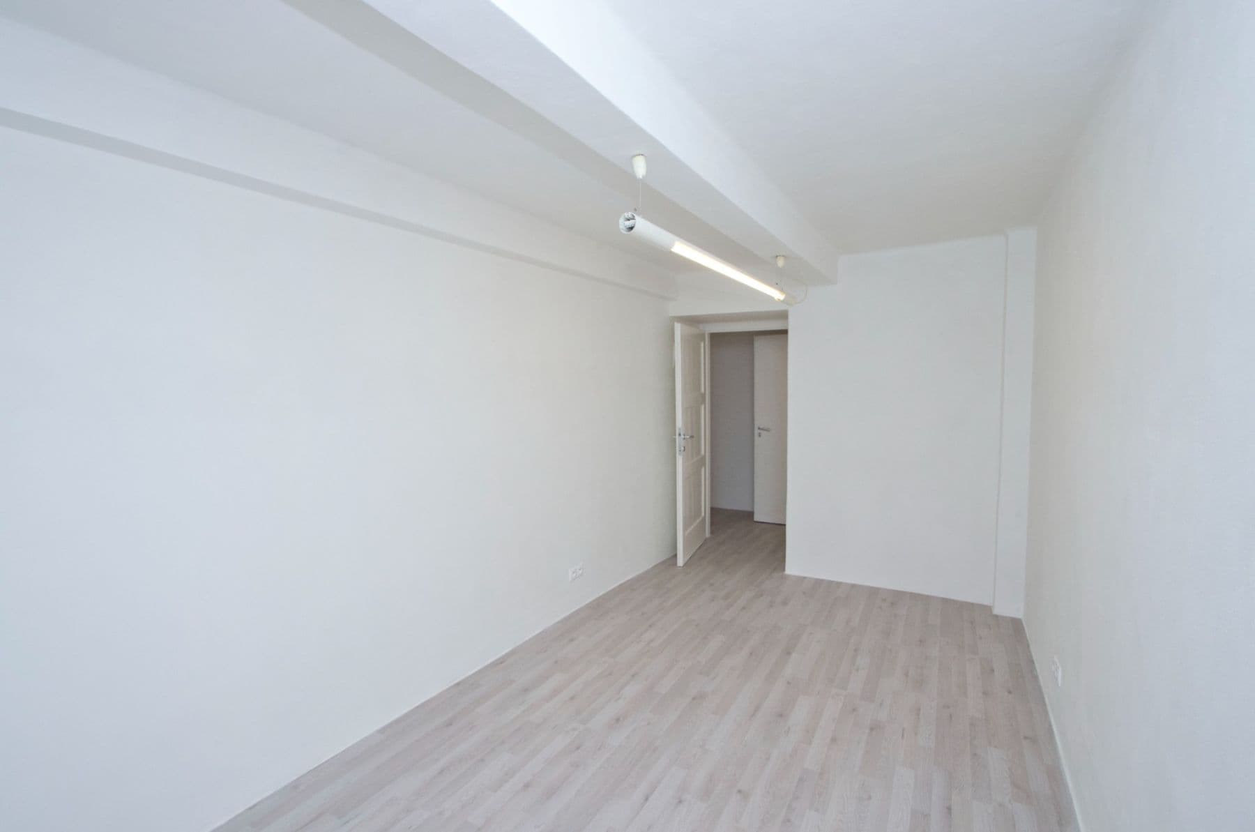 Prenájom bytu 3-izbový 66 m², Malešická, Praha, Praha Prenájom bytu 3-izbový 66 m², Malešická, Praha, Praha