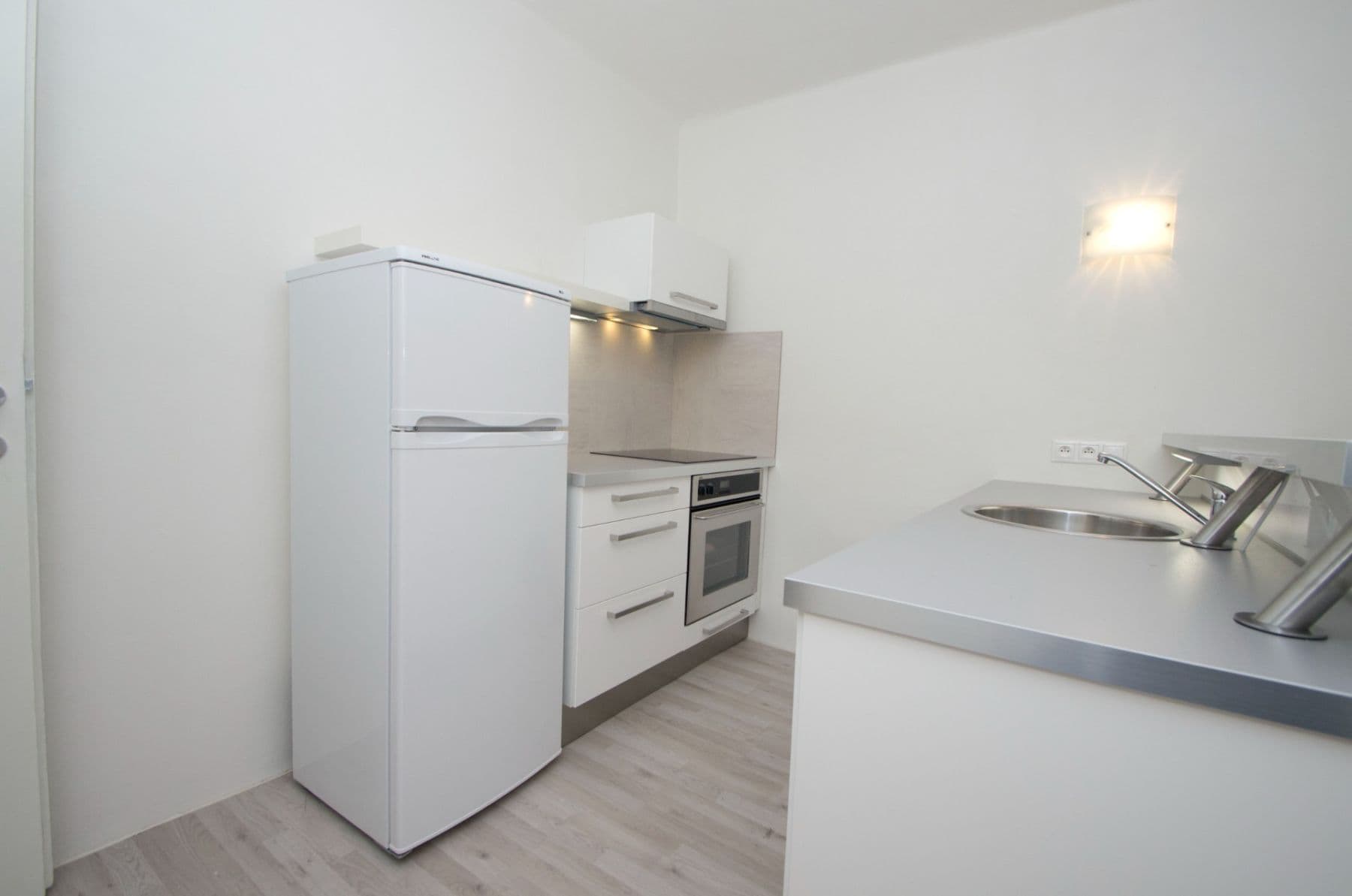 Prenájom bytu 3-izbový 66 m², Malešická, Praha, Praha Prenájom bytu 3-izbový 66 m², Malešická, Praha, Praha