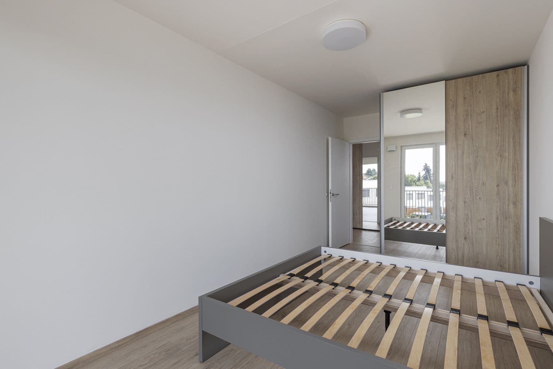 Prenájom bytu 2-izbový 47 m², Haenkeho, Praha, Praha Prenájom bytu 2-izbový 47 m², Haenkeho, Praha, Praha