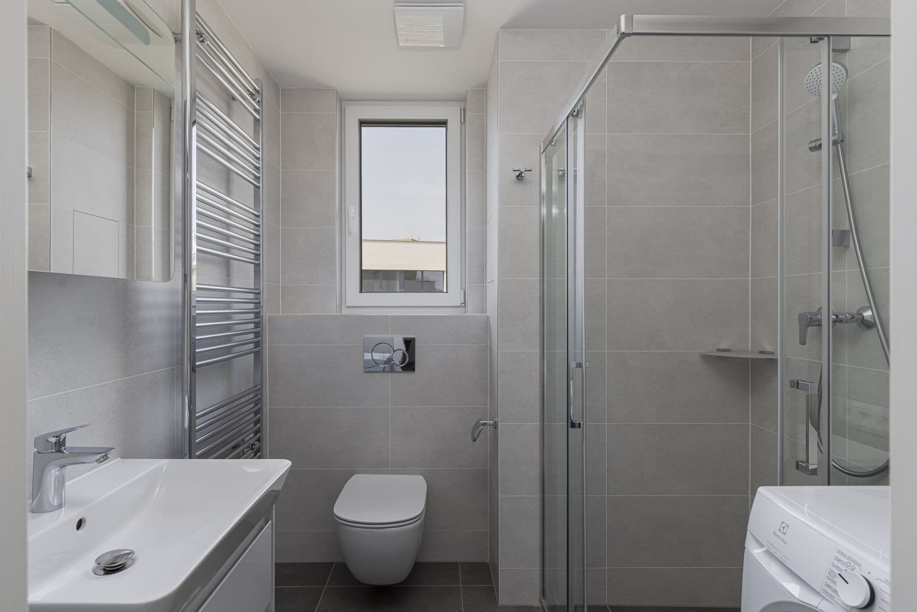 Prenájom bytu 2-izbový 47 m², Haenkeho, Praha, Praha Prenájom bytu 2-izbový 47 m², Haenkeho, Praha, Praha