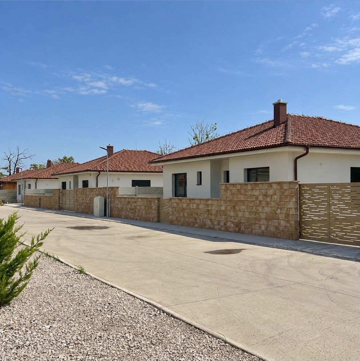 Predaj domu 105 m², pozemok 535 m², Hlavná, Šamorín, Trnavský kraj Predaj domu 105 m², pozemok 535 m², Hlavná, Šamorín, Trnavský kraj