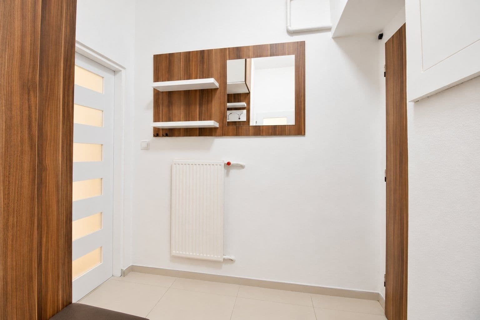 Prenájom bytu 2-izbový 42 m², Nuselská, Praha, Praha Prenájom bytu 2-izbový 42 m², Nuselská, Praha, Praha
