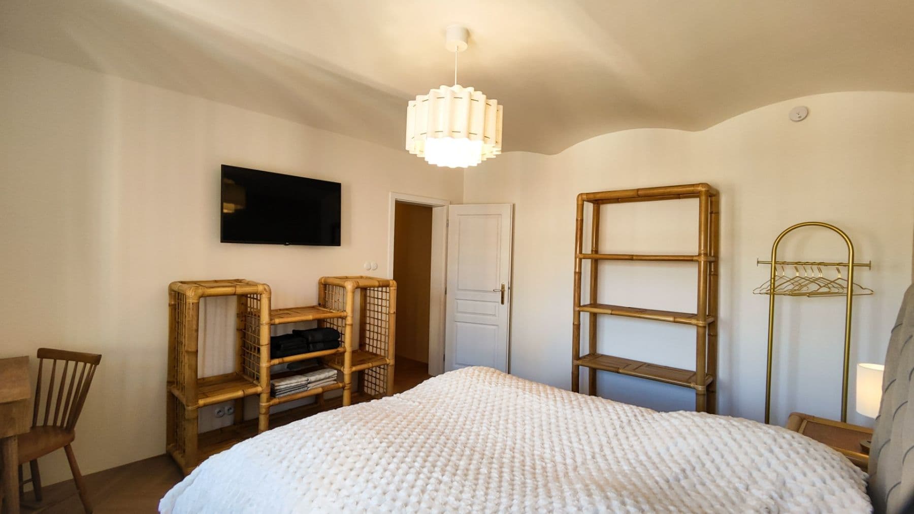 Prenájom bytu 2-izbový 143 m², Jeruzalémská, Praha, Praha Prenájom bytu 2-izbový 143 m², Jeruzalémská, Praha, Praha