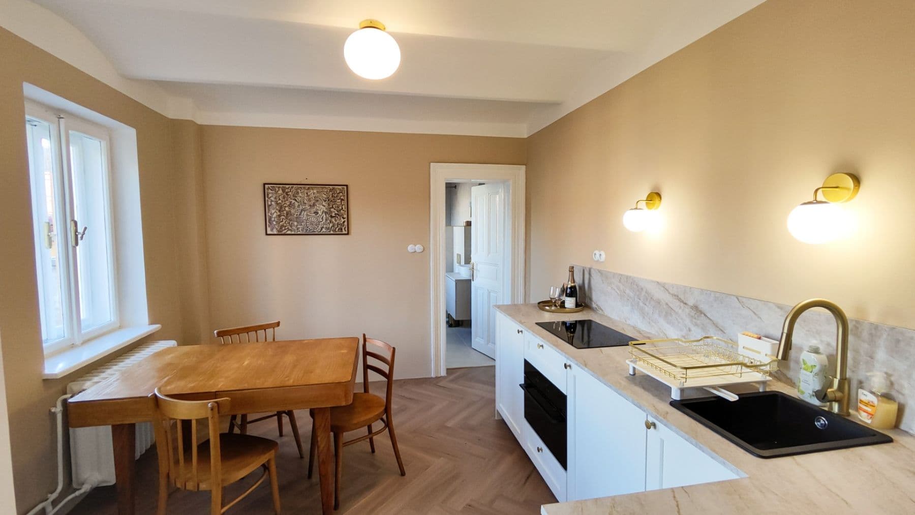 Prenájom bytu 2-izbový 143 m², Jeruzalémská, Praha, Praha Prenájom bytu 2-izbový 143 m², Jeruzalémská, Praha, Praha