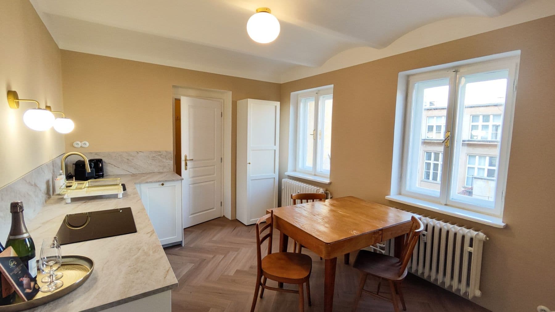 Prenájom bytu 2-izbový 143 m², Jeruzalémská, Praha, Praha Prenájom bytu 2-izbový 143 m², Jeruzalémská, Praha, Praha