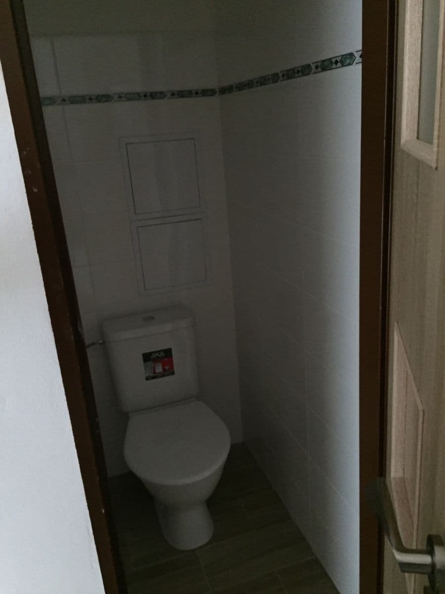 Predaj bytu 1-izbový 33 m², Josefa Čapka, Kladno, Středočeský kraj Predaj bytu 1-izbový 33 m², Josefa Čapka, Kladno, Středočeský kraj