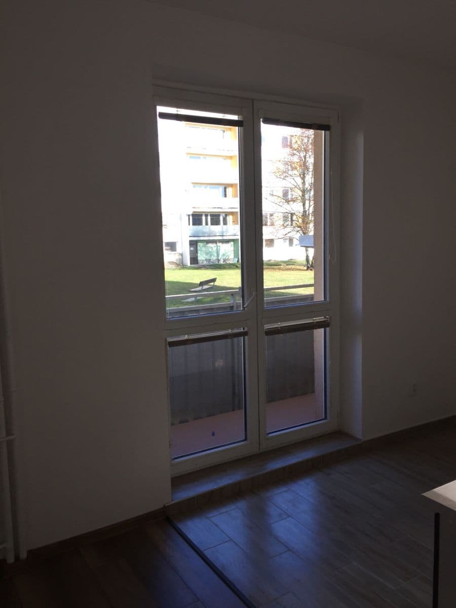 Predaj bytu 1-izbový 33 m², Josefa Čapka, Kladno, Středočeský kraj Predaj bytu 1-izbový 33 m², Josefa Čapka, Kladno, Středočeský kraj