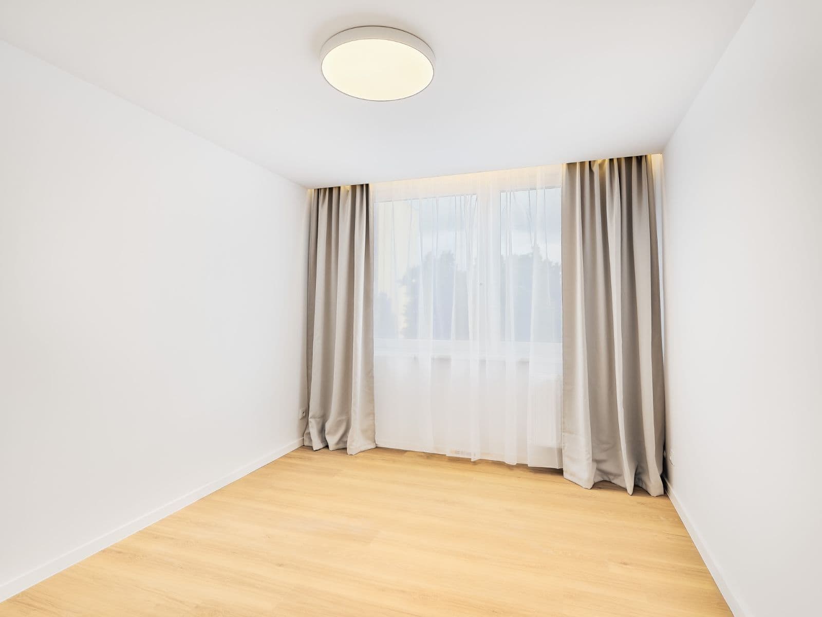 Predaj bytu 4-izbový 73 m², Lovosická, Praha, Praha Predaj bytu 4-izbový 73 m², Lovosická, Praha, Praha