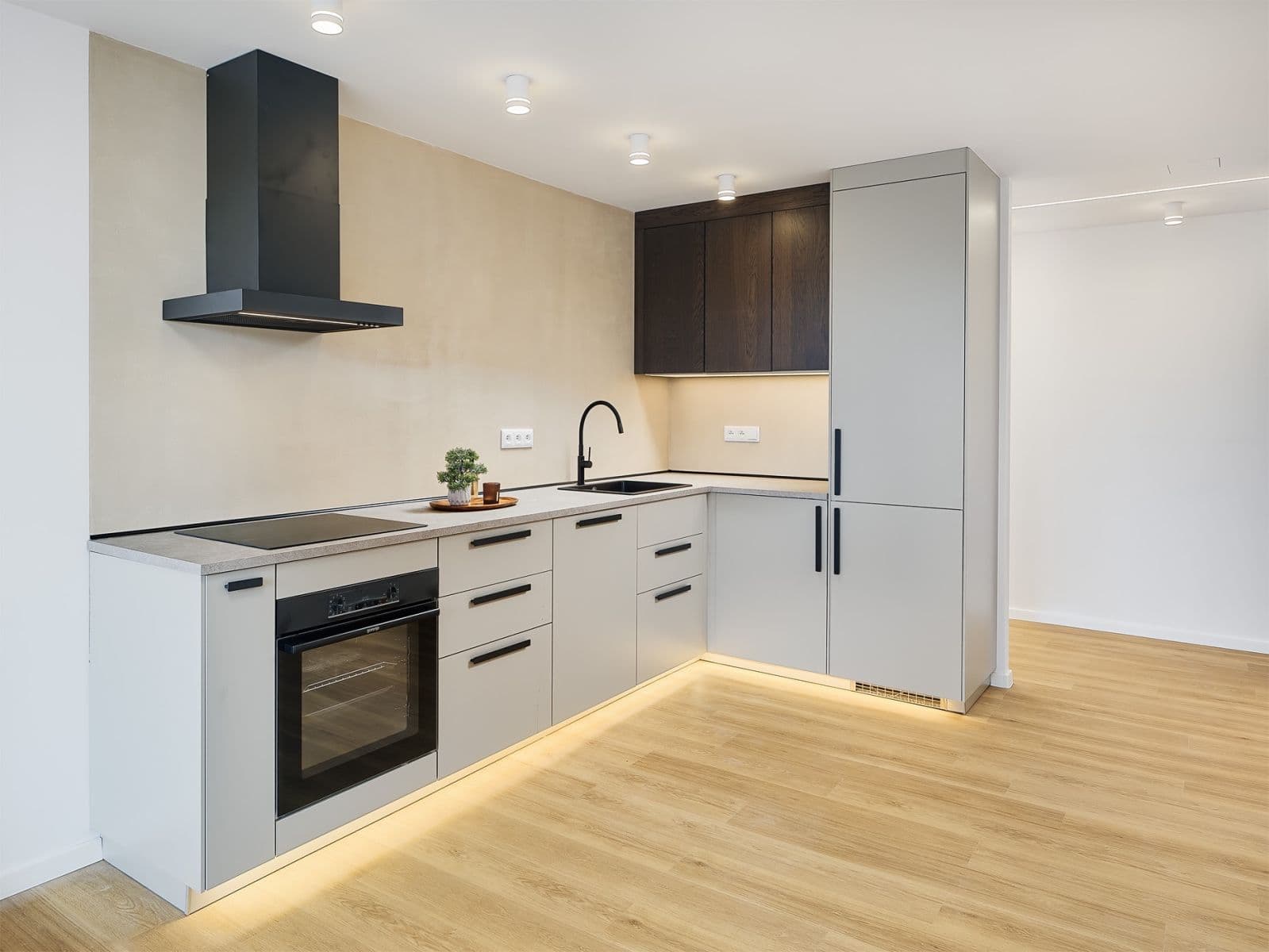 Predaj bytu 4-izbový 73 m², Lovosická, Praha, Praha Predaj bytu 4-izbový 73 m², Lovosická, Praha, Praha