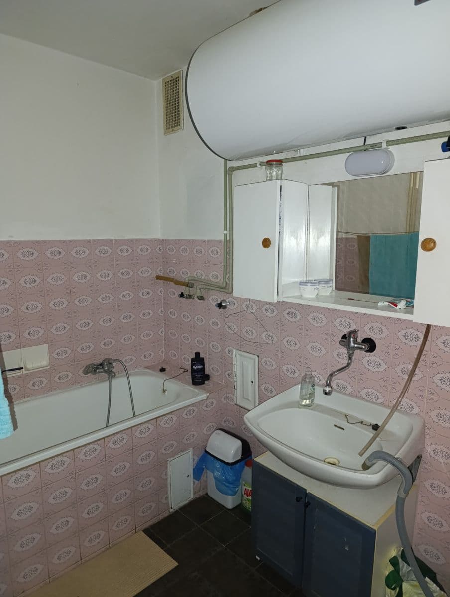 Prenájom bytu 3-izbový 74 m², Barvy, Brno, Jihomoravský kraj Prenájom bytu 3-izbový 74 m², Barvy, Brno, Jihomoravský kraj