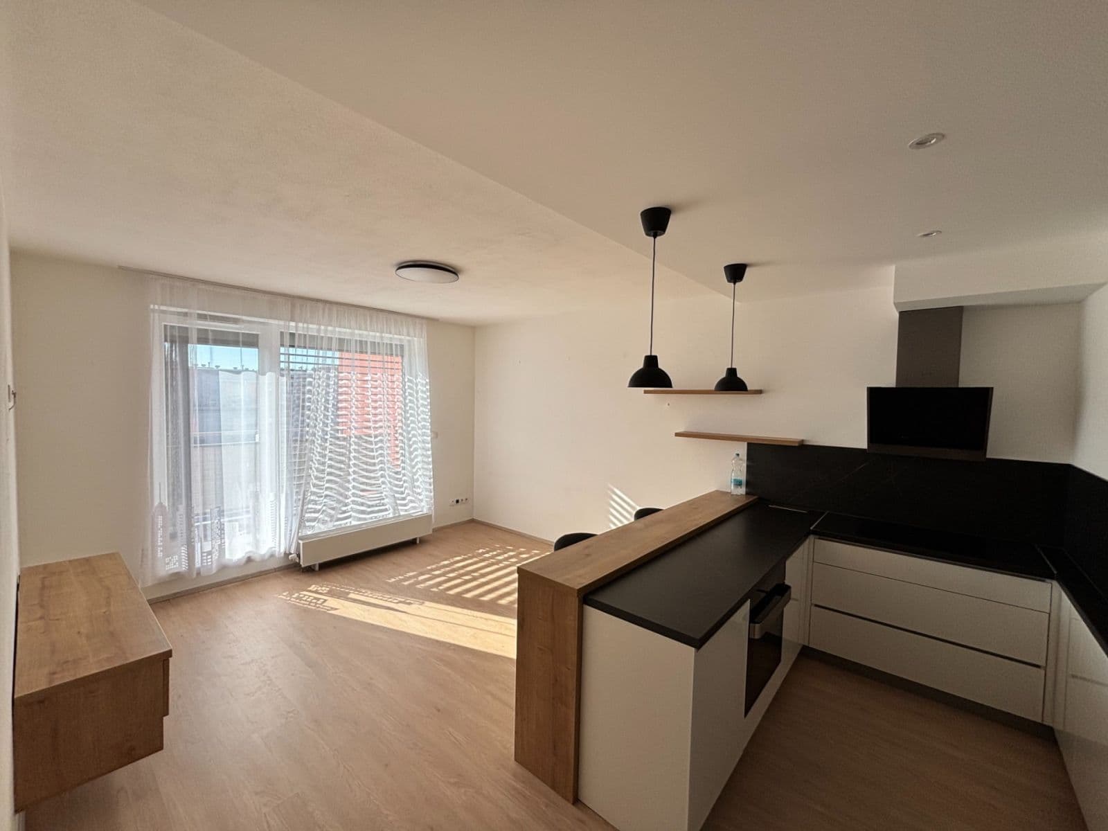 Prenájom bytu 2-izbový 48 m², Pšeničná, Hostivice, Středočeský kraj Prenájom bytu 2-izbový 48 m², Pšeničná, Hostivice, Středočeský kraj