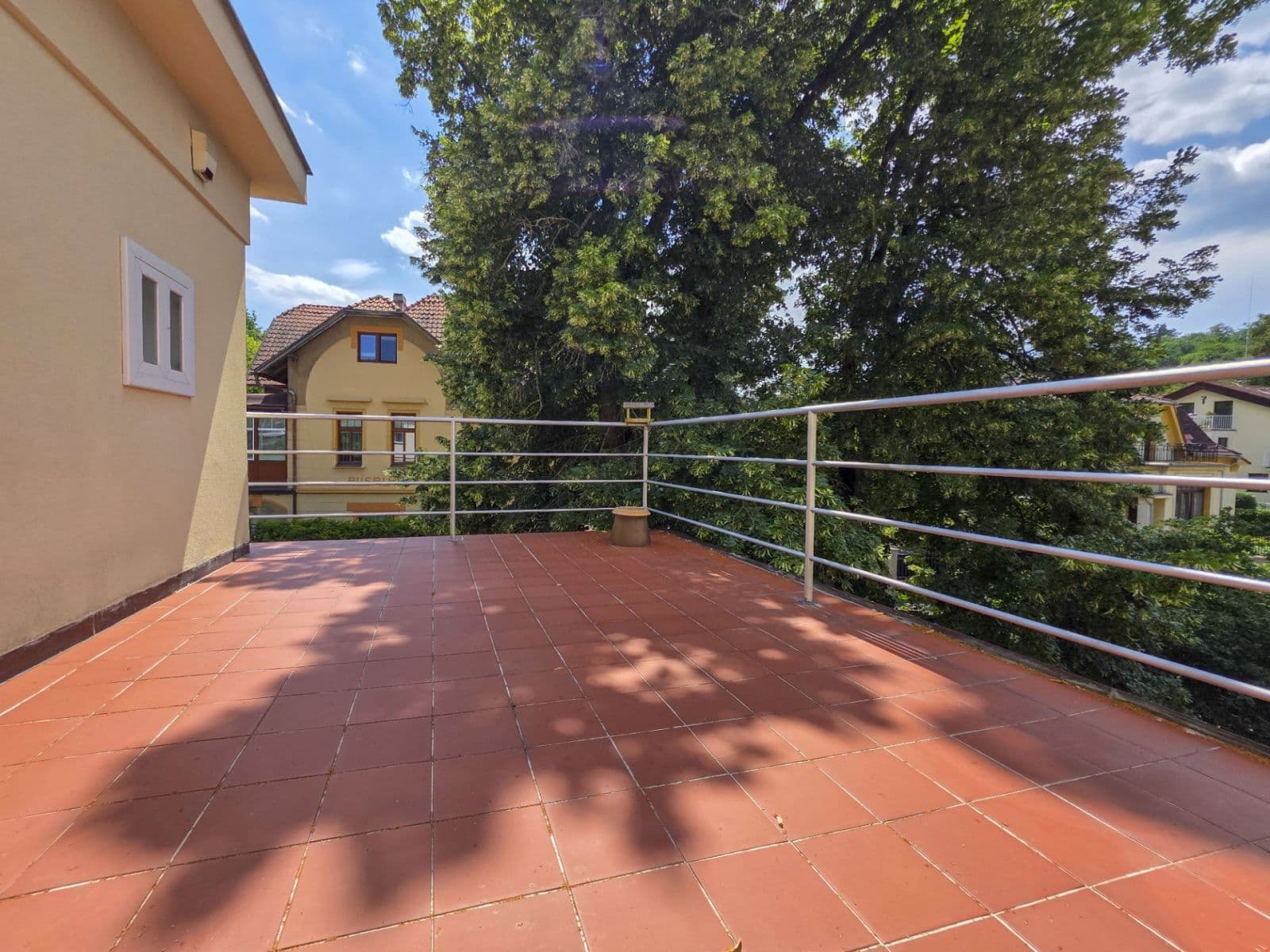 Prenájom bytu 3-izbový 123 m², Šůrova, Praha, Praha Prenájom bytu 3-izbový 123 m², Šůrova, Praha, Praha