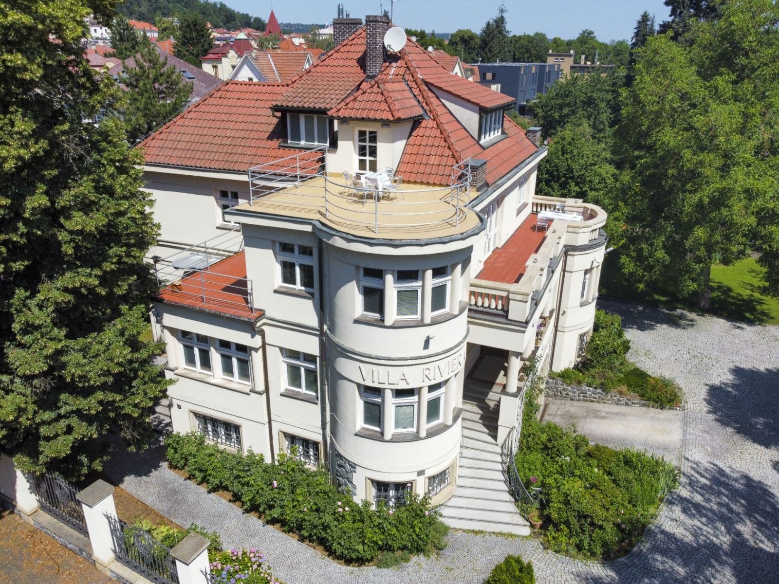 Prenájom bytu 3-izbový 123 m², Šůrova, Praha, Praha Prenájom bytu 3-izbový 123 m², Šůrova, Praha, Praha