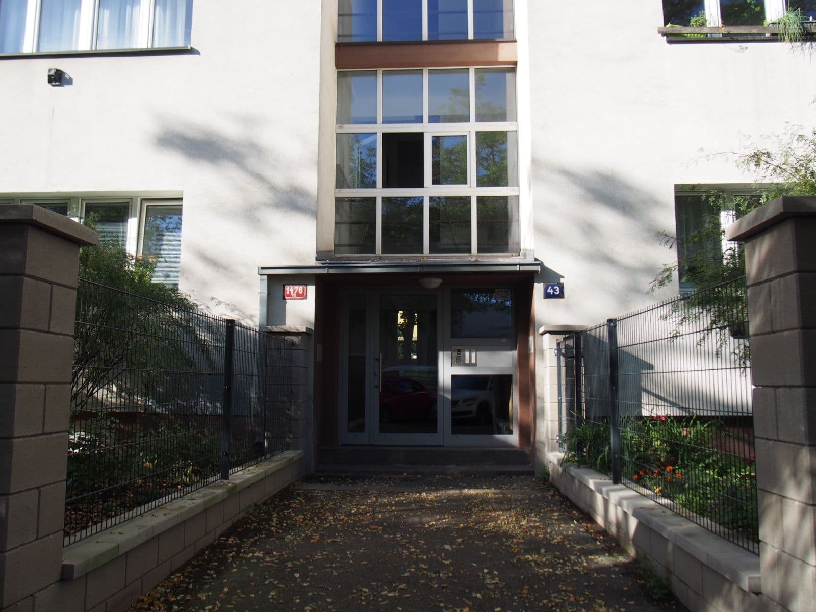 Prenájom bytu 1-izbový 45 m², Osadní, Praha, Praha Prenájom bytu 1-izbový 45 m², Osadní, Praha, Praha