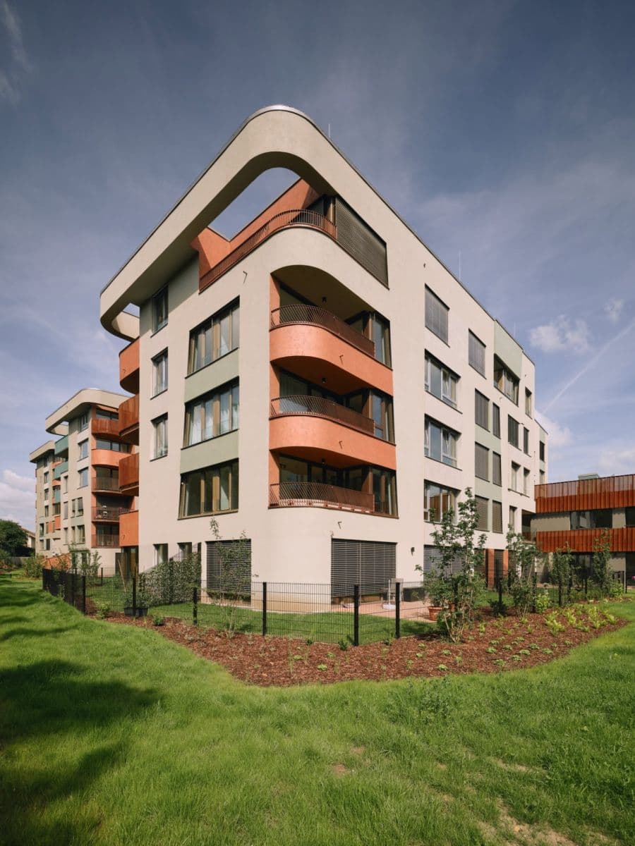 Prenájom bytu 1-izbový 37 m², U Komína, Praha, Praha Prenájom bytu 1-izbový 37 m², U Komína, Praha, Praha