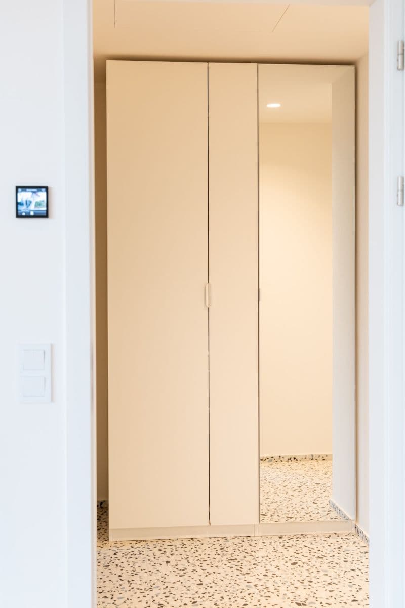 Prenájom bytu 1-izbový 37 m², U Komína, Praha, Praha Prenájom bytu 1-izbový 37 m², U Komína, Praha, Praha