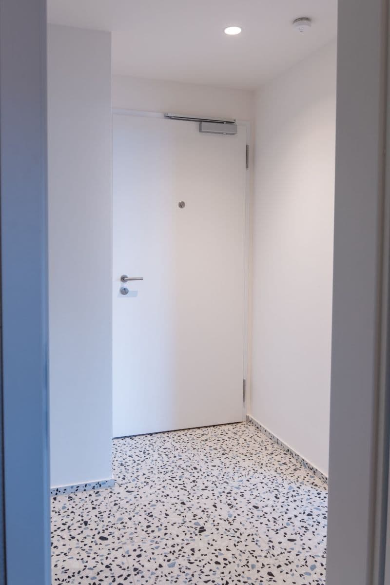 Prenájom bytu 1-izbový 37 m², U Komína, Praha, Praha Prenájom bytu 1-izbový 37 m², U Komína, Praha, Praha