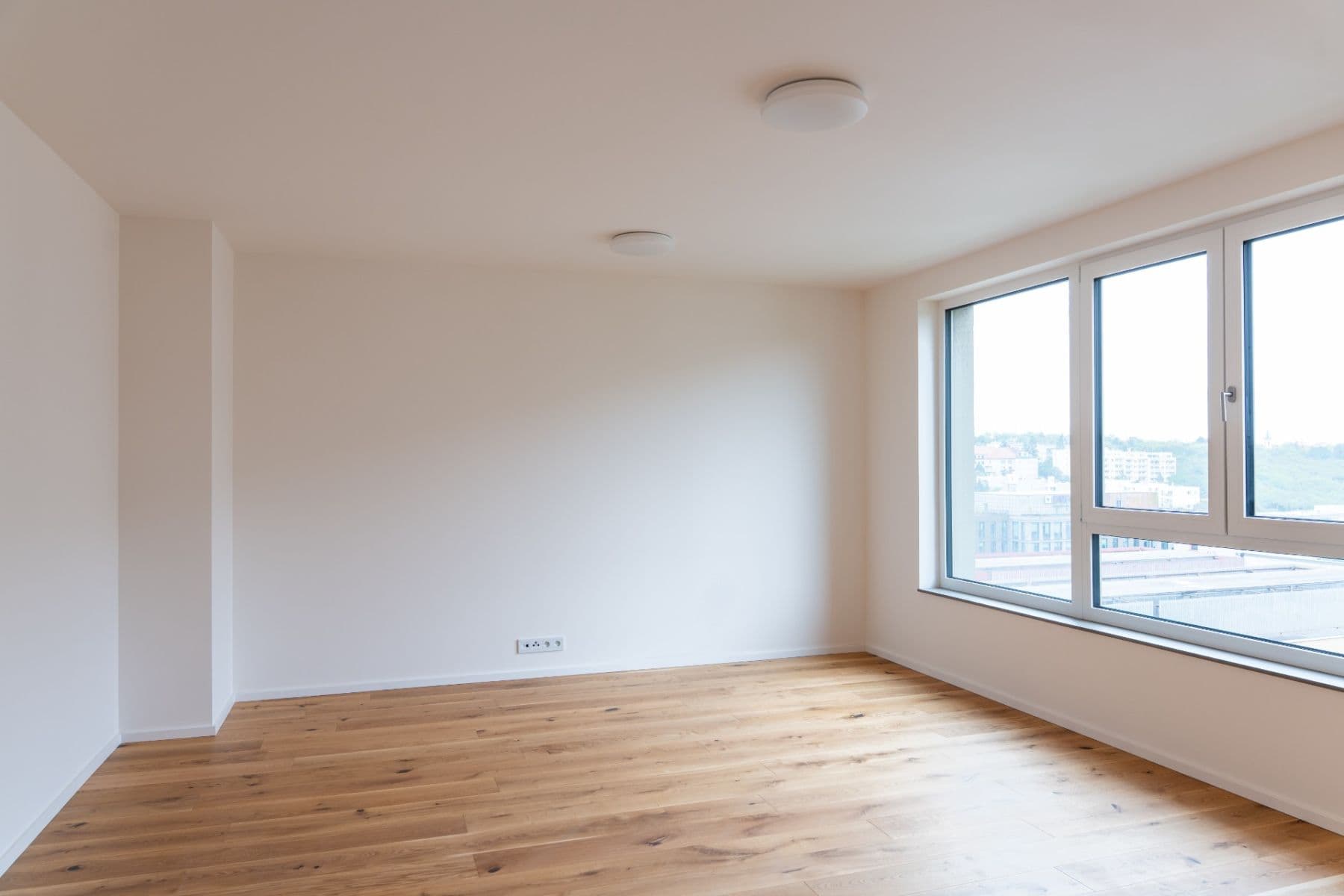 Prenájom bytu 1-izbový 37 m², U Komína, Praha, Praha Prenájom bytu 1-izbový 37 m², U Komína, Praha, Praha